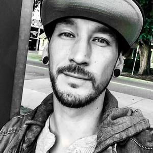 Meet your Posher, Christopher